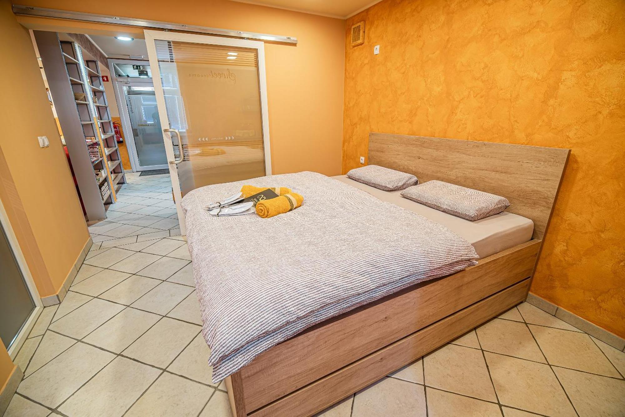 Lux Living Apartments Budic Near Terme Catez Brežice Cameră foto