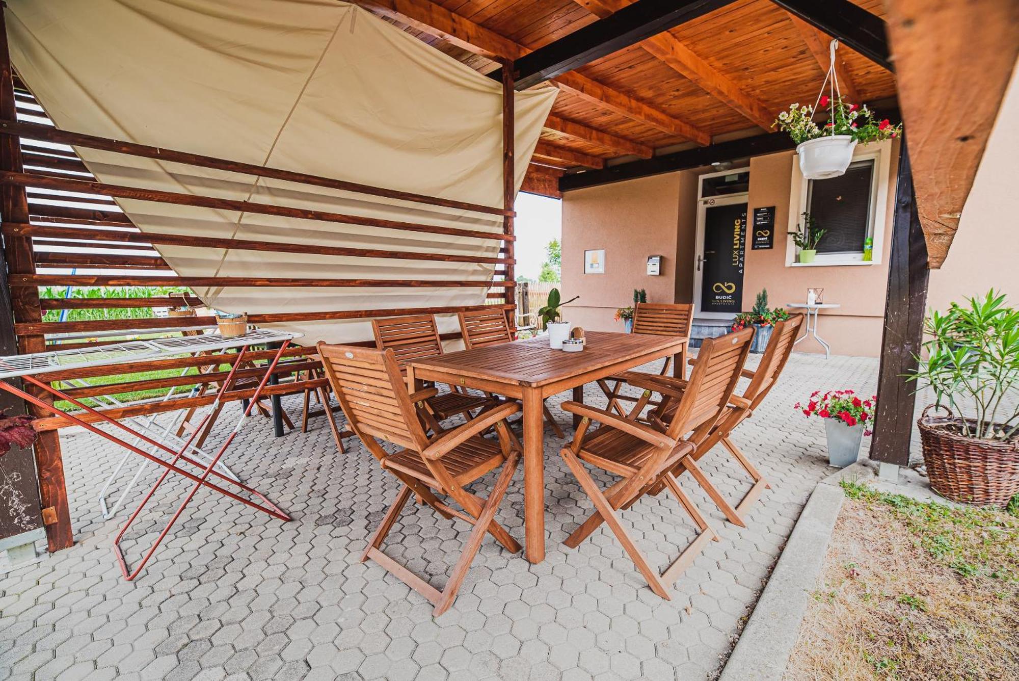 Lux Living Apartments Budic Near Terme Catez Brežice Cameră foto