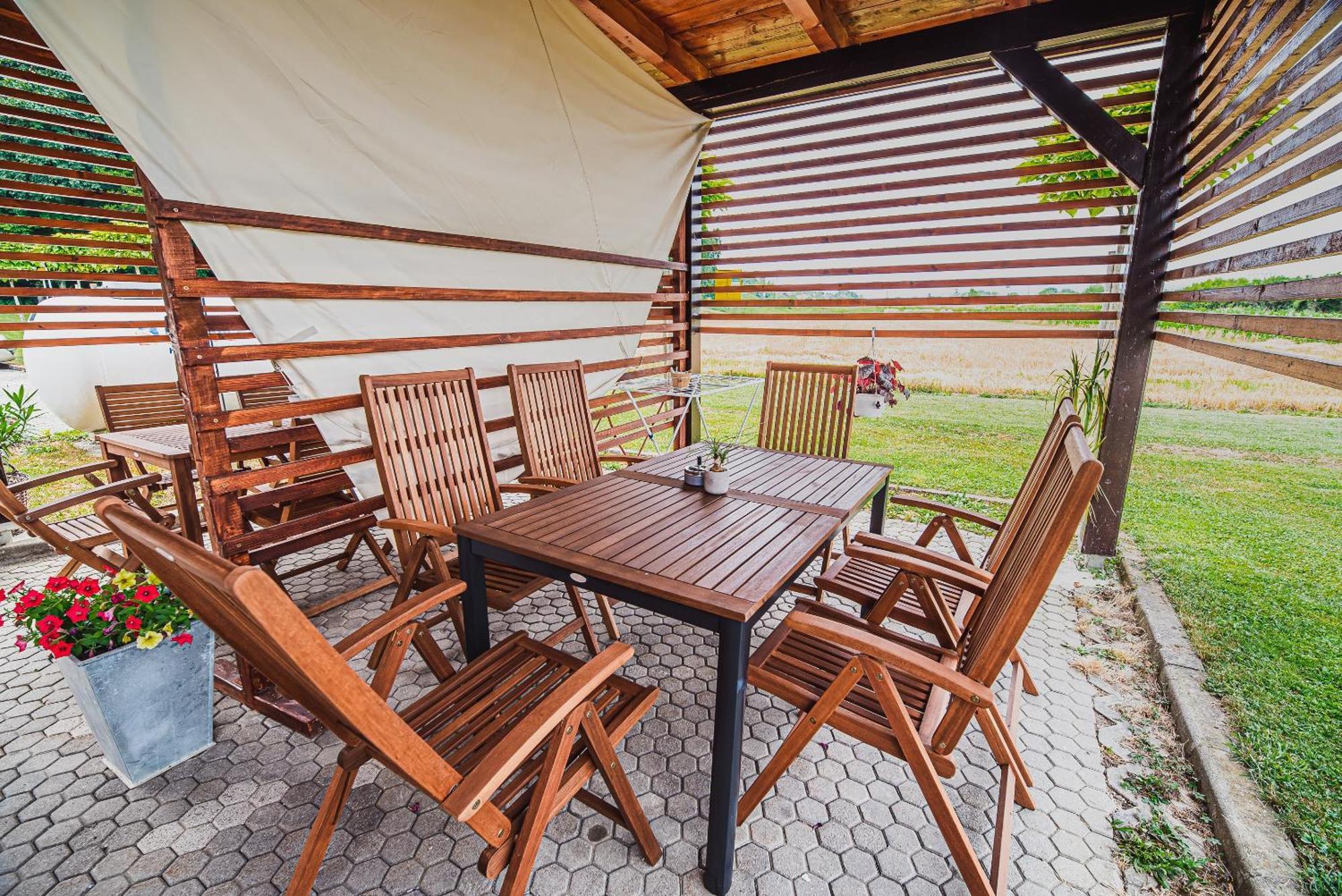Lux Living Apartments Budic Near Terme Catez Brežice Cameră foto